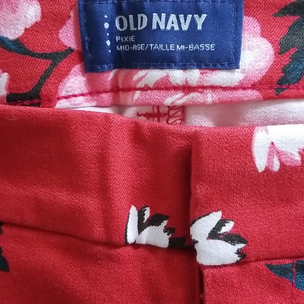 Women's Floral Printed Pixie Pants - image 3